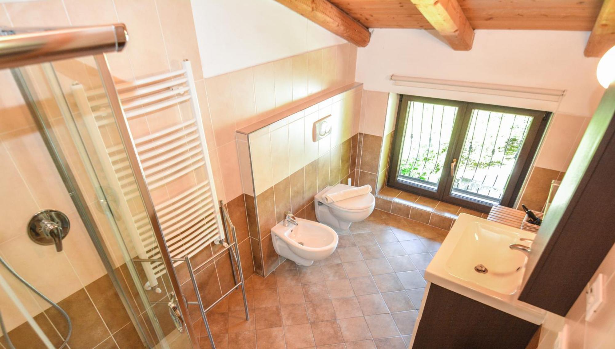 Agritur Airone Bed&Camping Levico Terme Ruang foto