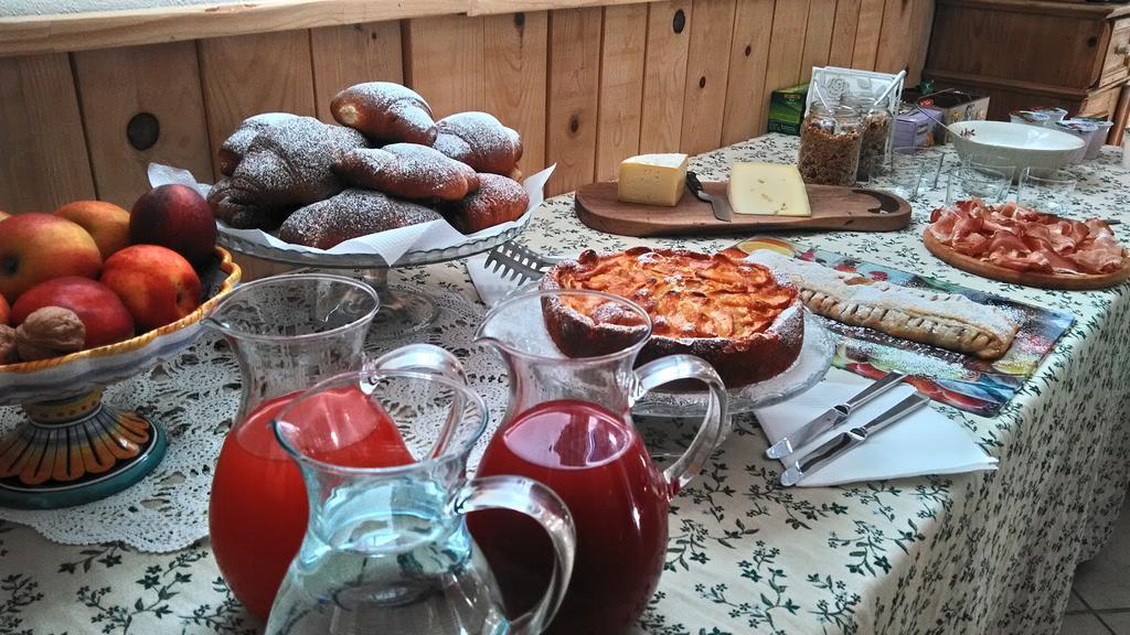 Agritur Airone Bed&Camping Levico Terme Bagian luar foto